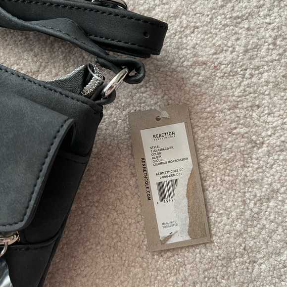 Kenneth Cole Columbus Mid Crossbody Black Handbag NWT Purse - Picture 5 of 7